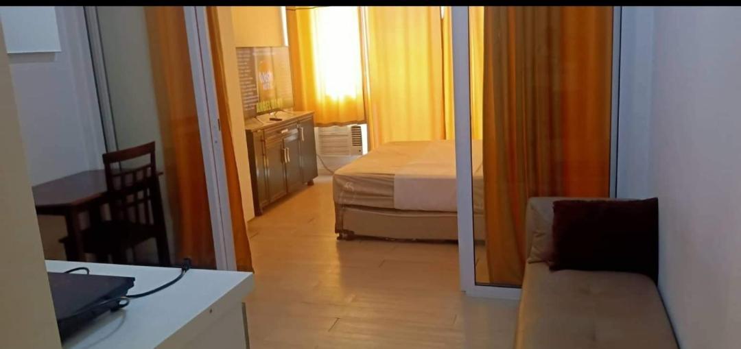 Condotel At Sm Bicutan Manila Bagian luar foto